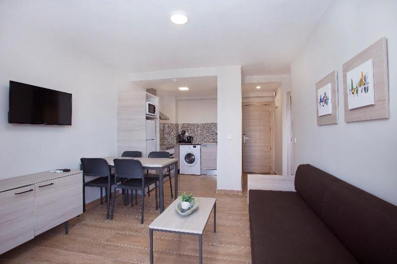 Apartamentos Maryciel By Mc Benidorm Room photo